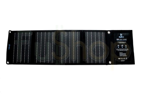 Чотирьохсекційний складаний зовнішній сонячний зарядний пристрій (Solar panel) BigBlue B428 28W